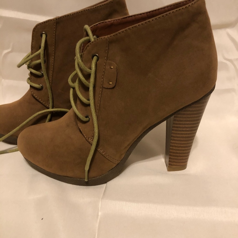 BAMBOO brown booties